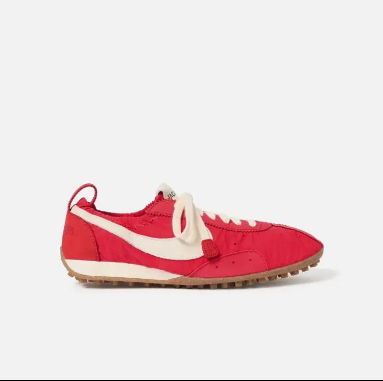 나이키 x 자크뮈스 문 슈 SP 유니버시티 레드 앤 바이시클 옐로우