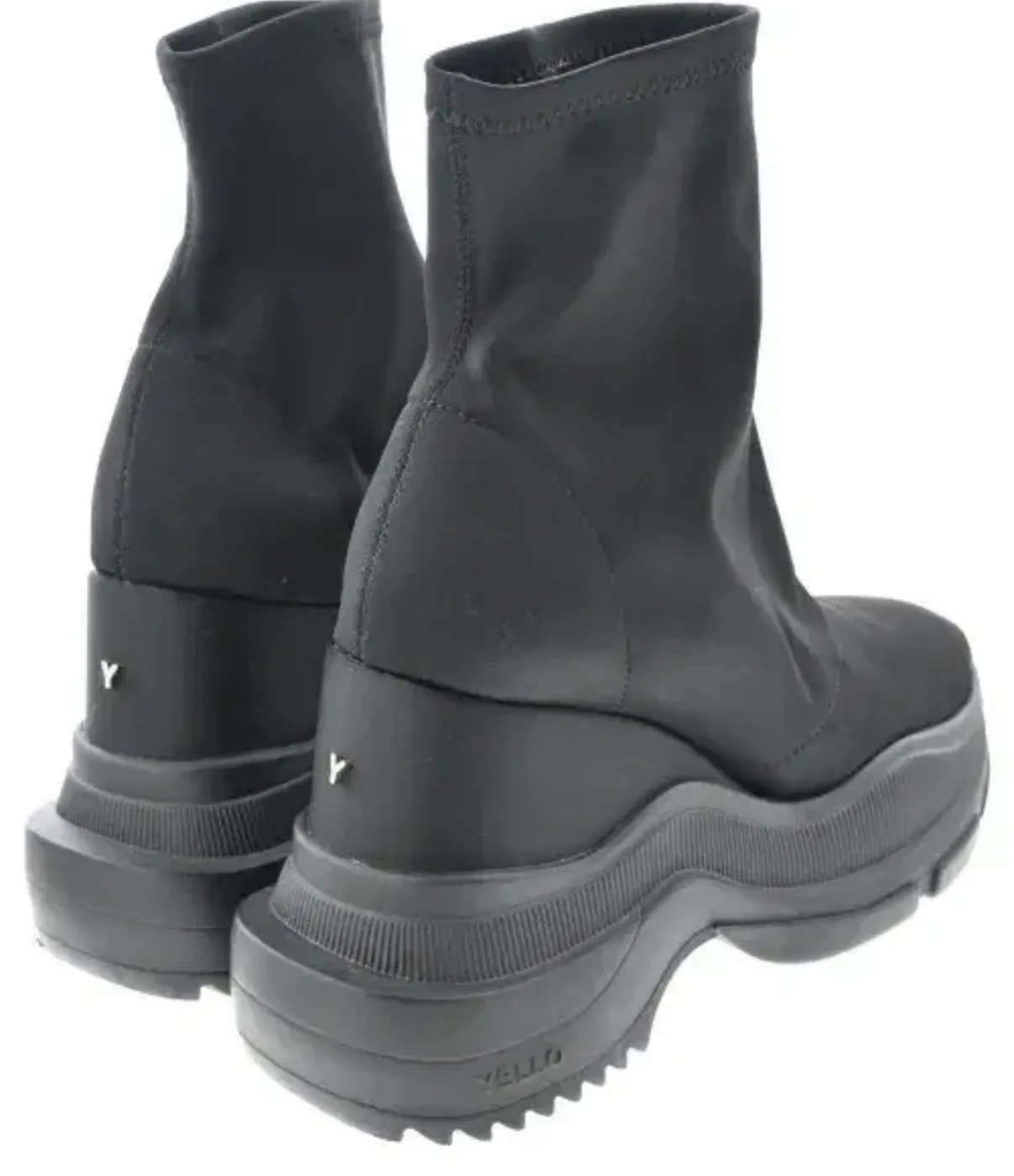 TOKYO BLACK MID SNEAKER SHORT BOOTS