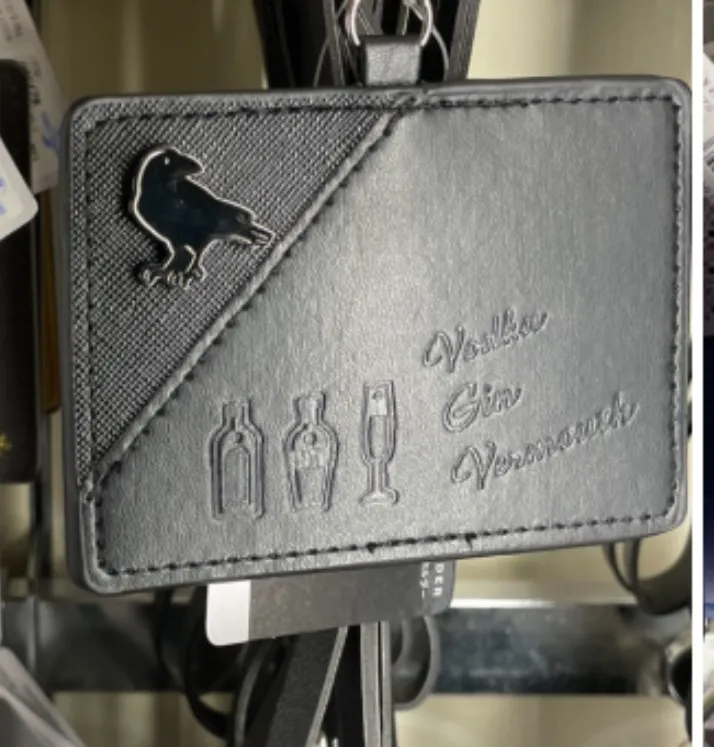 usj에서 판매햇던 카드홀더 입니당