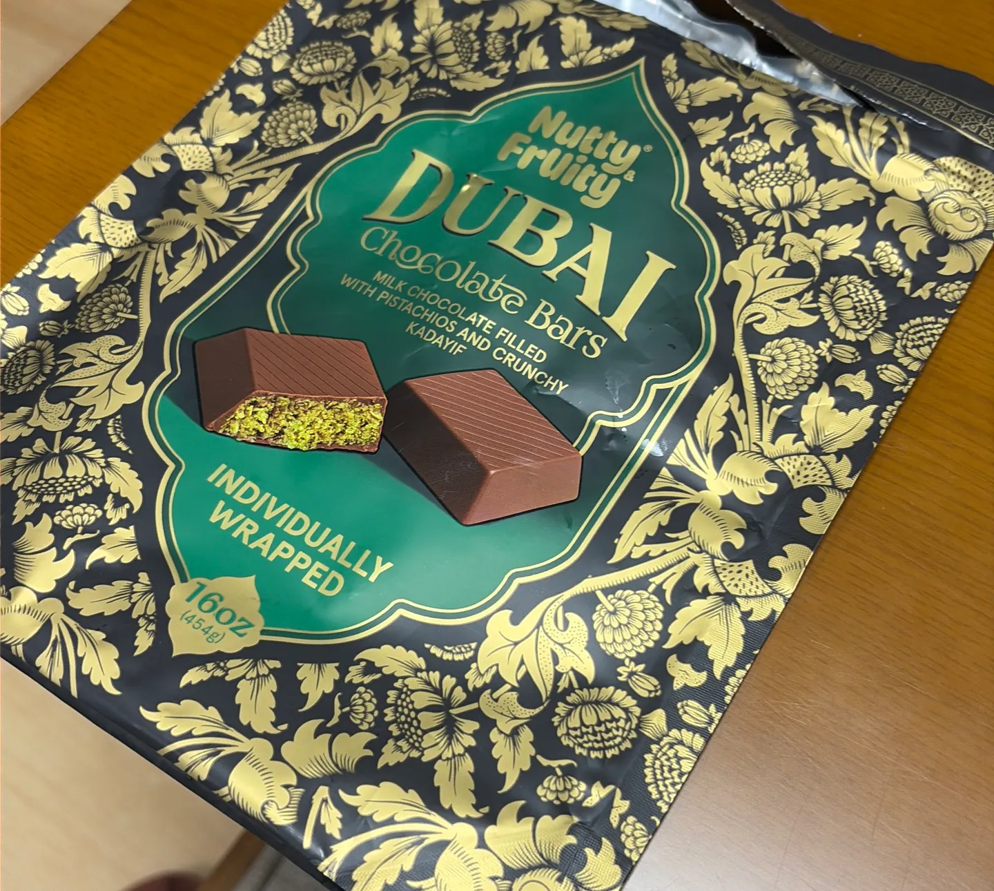 너티프루티 두바이 초콜릿바 Nutty Fruity DUBAI