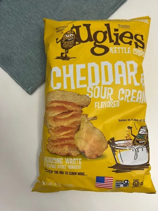 어글리칩스 체다&샤워크림맛